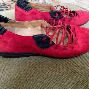 Comfortiva Red Suede Flats